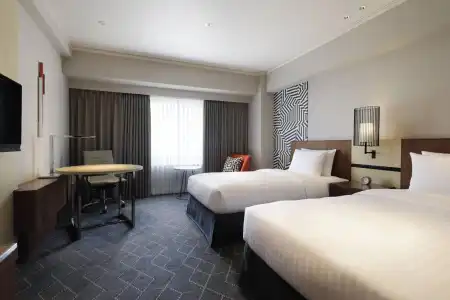 Courtyard by Marriott Shin-Osaka Station - 4