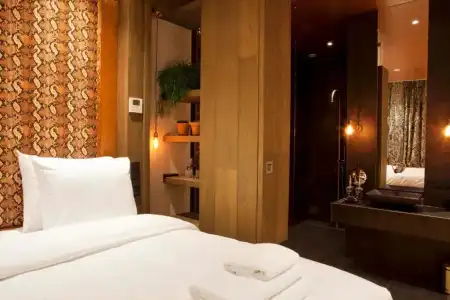 Manzo's Suites - 30