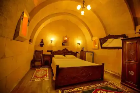 Vineyard Cave - 60