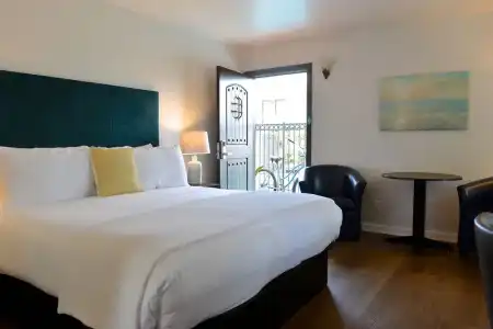 Crown City Inn - 27