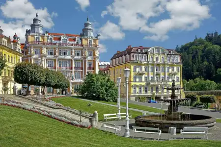Ensana Hvězda - Imperiál - Neapol - 1