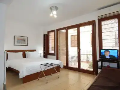 Kripis Studio Thessaloniki Apart-Hotel - 82