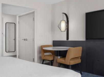 Embassy Suites by Hilton El Paso - 30