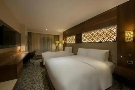 DoubleTree By Hilton Elazig - 36