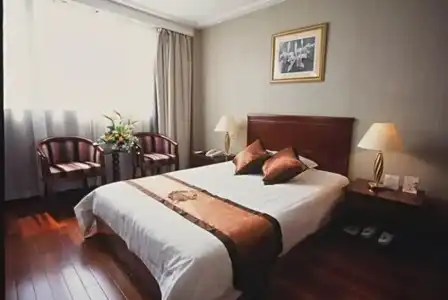 Shanghai Donghu - 40
