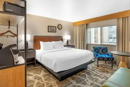 Best Western Plus GranTree Inn - 123