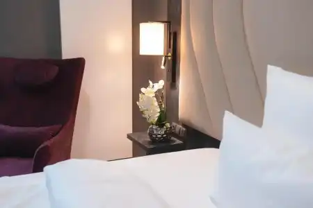 PLAZA Premium - 69