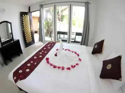 Phi Phi Cozy Seafront Resort - 69