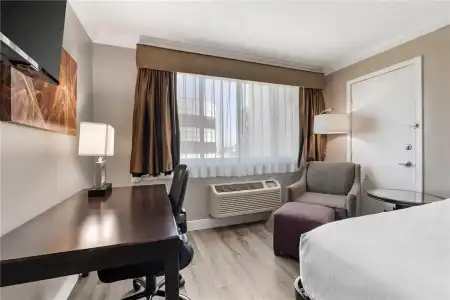 Best Western Plus LA Mid Town - 48