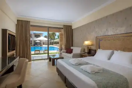 La Marquise Luxury Resort Complex - 47