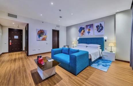 Ramada & Suites by Wyndham Dubai JBR - 31