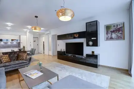 Emerald Downtown Suites - 1