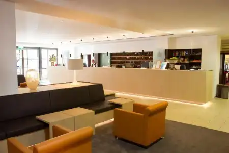 Bayerischer Hof - 35