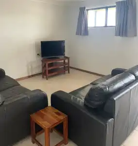 Airlie Beach Apartments - 19