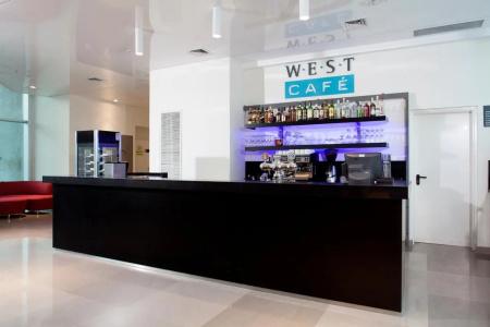 West All Suites - 1
