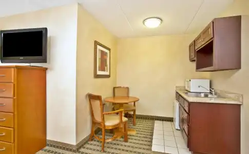 EVEN Ann Arbor S - University Area by IHG - 24