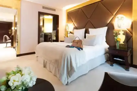 Hôtel Barrière Fouquet's Paris - 36
