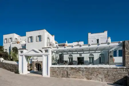 Parian Lithos Residence - 31