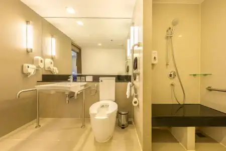 Holiday Inn Express Bangkok Sathorn by IHG - 8