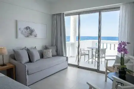 Maritimo Beach - 100