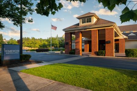 Homewood Suites Medford - 33