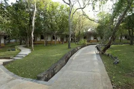 Amaya Lake Dambulla - 10