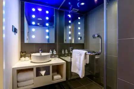 Novotel Bangkok On Siam Square - 56