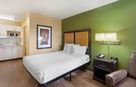 Extended Stay America Select Suites Newport News Oyster Pt - 3