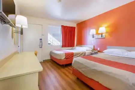 Motel 6 Phoenix North - Bell Road - 32