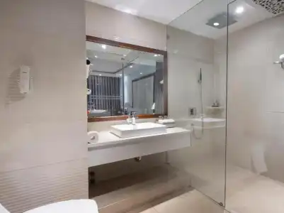 Eden Star Saigon - 125