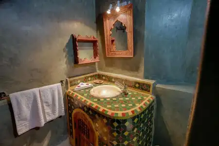Riad TOYOUR - 83