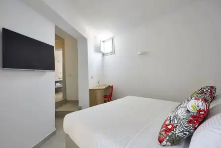 Aperanto Suites - 6