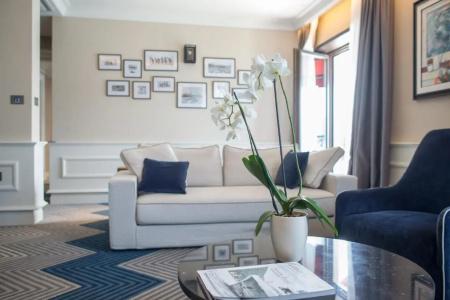 Boutique la Roche - 82
