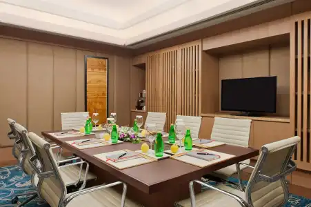 The Leela Ambience Convention Delhi - 14