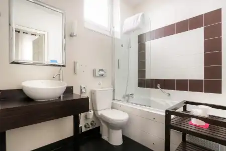 Best Western Brittany - 77