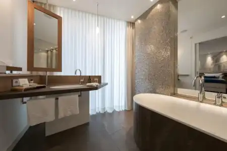 LA Maison - 48