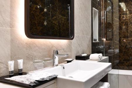 SKYVIEW Resort Phuket Patong Beach - 9