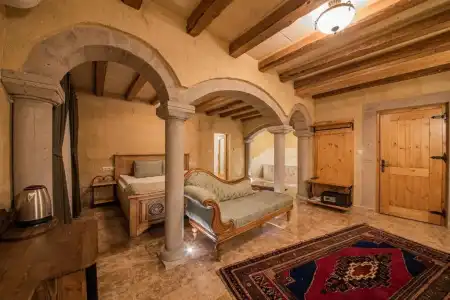 Cratus Stone Palace - 144