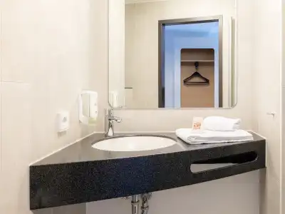 B&B Stuttgart-City - 7