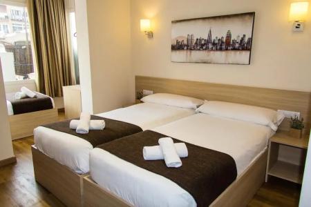 Hostal Barcelona Travel - 43