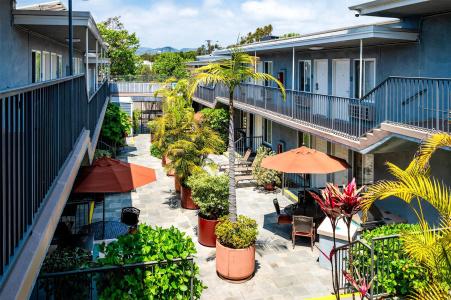 SureStay by Best Western Santa Monica - 30