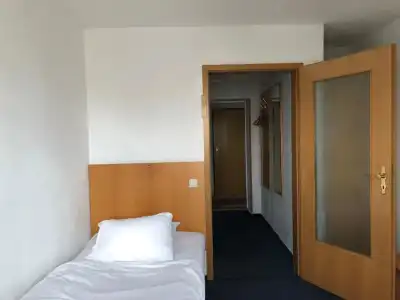 Hostel Bulvar Shevchenko - 7