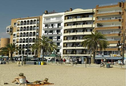 Almirall Apartaments - 15