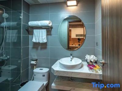 Zen Riverside & Residences - 128