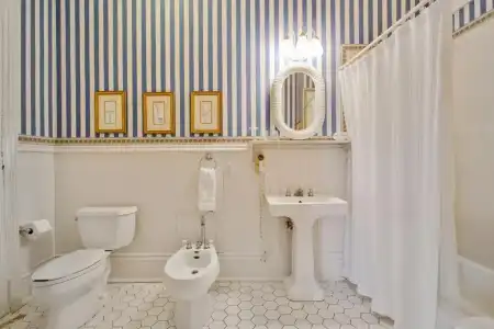 Maison Perrier Bed & Breakfast - 41