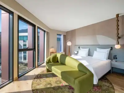 Swissôtel - 24