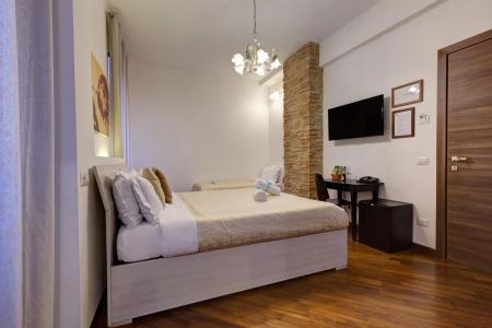 Little Rhome Suites - 19