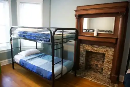 Wrigley Hostel - 43