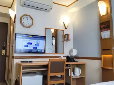 Toyoko Inn Higashi Hiroshima Station - 66