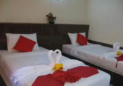 Vech Guesthouse Patong - 2